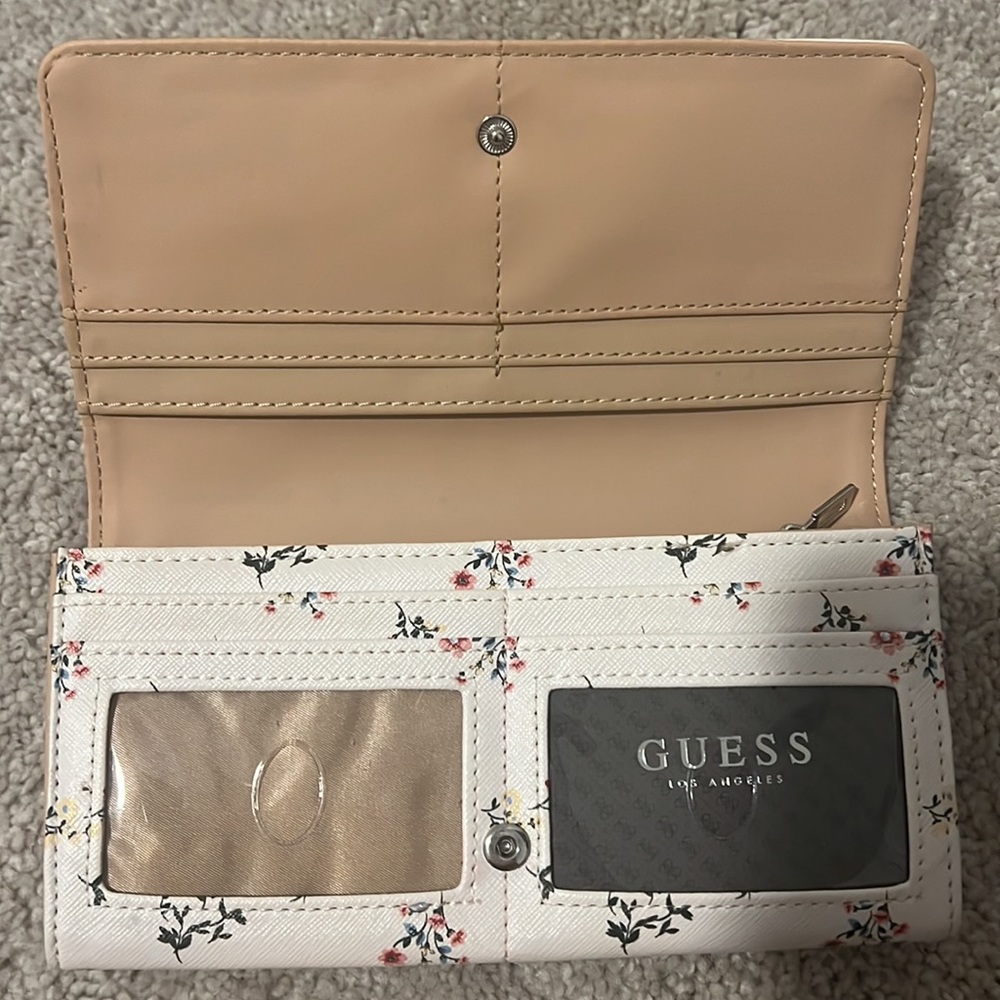Wallet - Picture 2 of 2